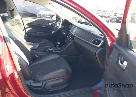 2018 Kia Optima S из США, поврежденный, VIN 5XXGT4L3XJG193079